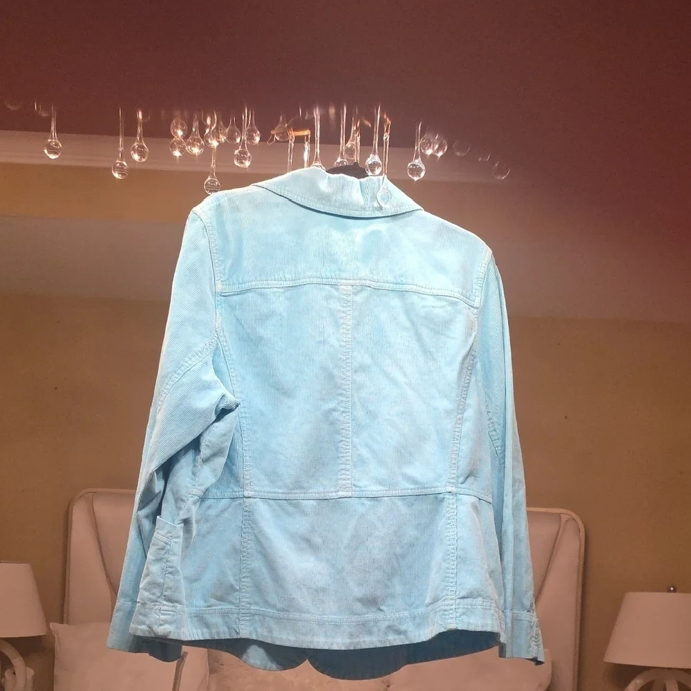 Sunset Cove Woman light blue
